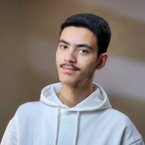 خالد وليد هاشم